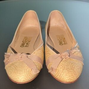 FERRAGAMO| Raffia Woven Ballet Flats - Sz 7.5